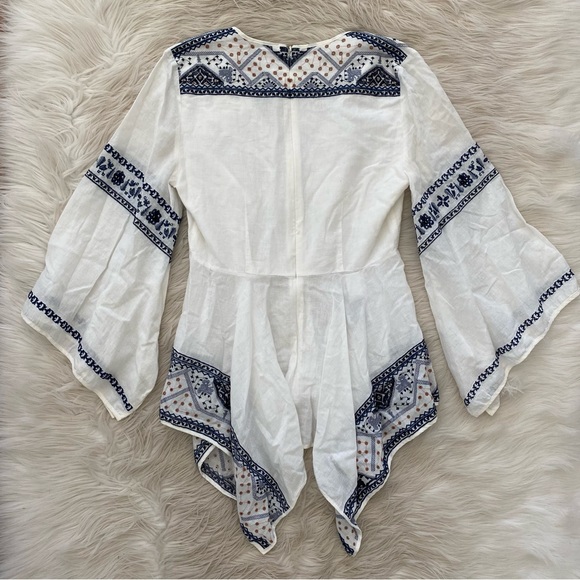 BCBGMaxAzria White Blue Embroidered Long Bell Sleeve Asymmetrical Shirt Blouse - Picture 5 of 8